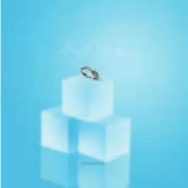 Ice-cube jewellery ad